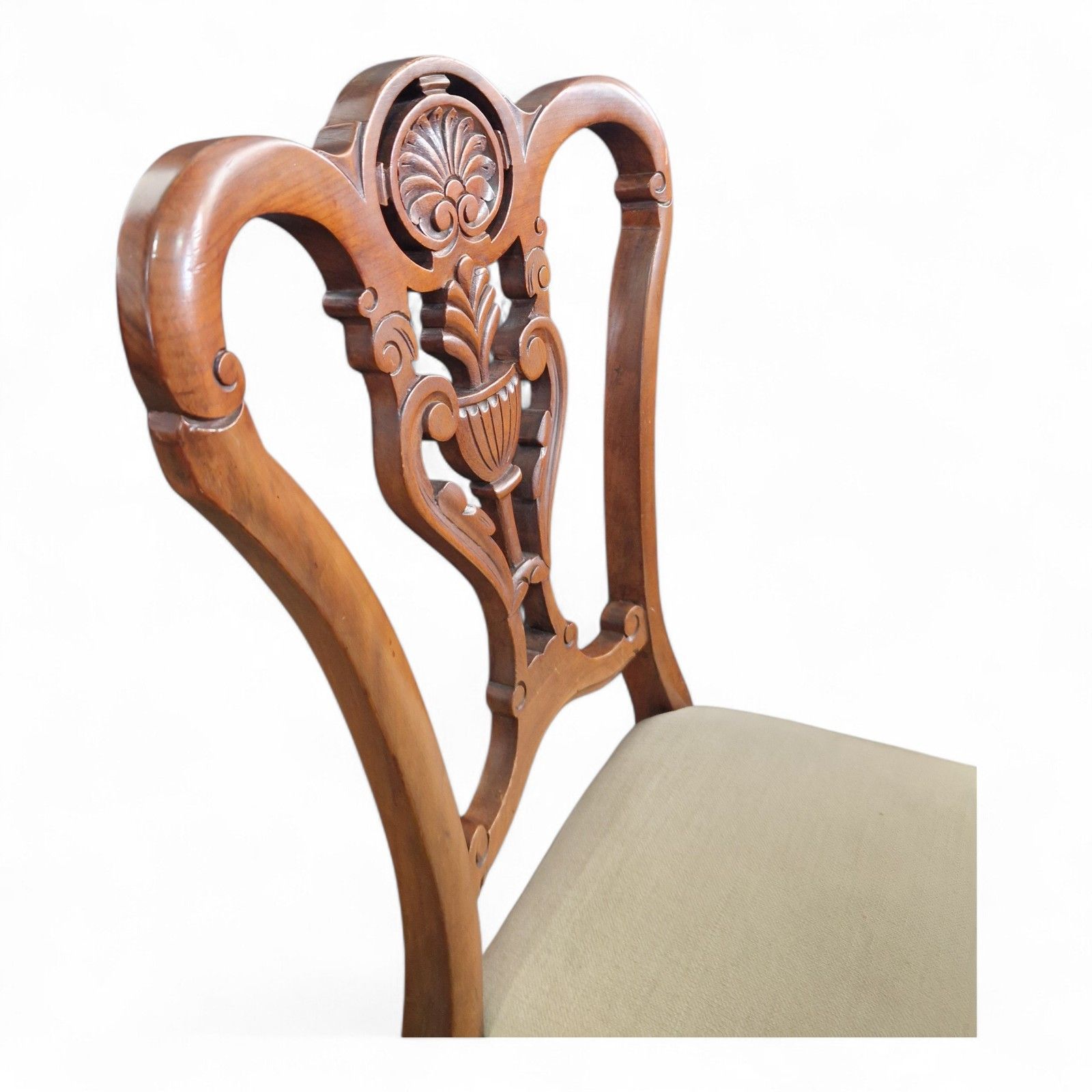 photo vinterior Set Of 4 Victorian Dining Chairs Serpentine Seats Carved Walnut Antique Seating