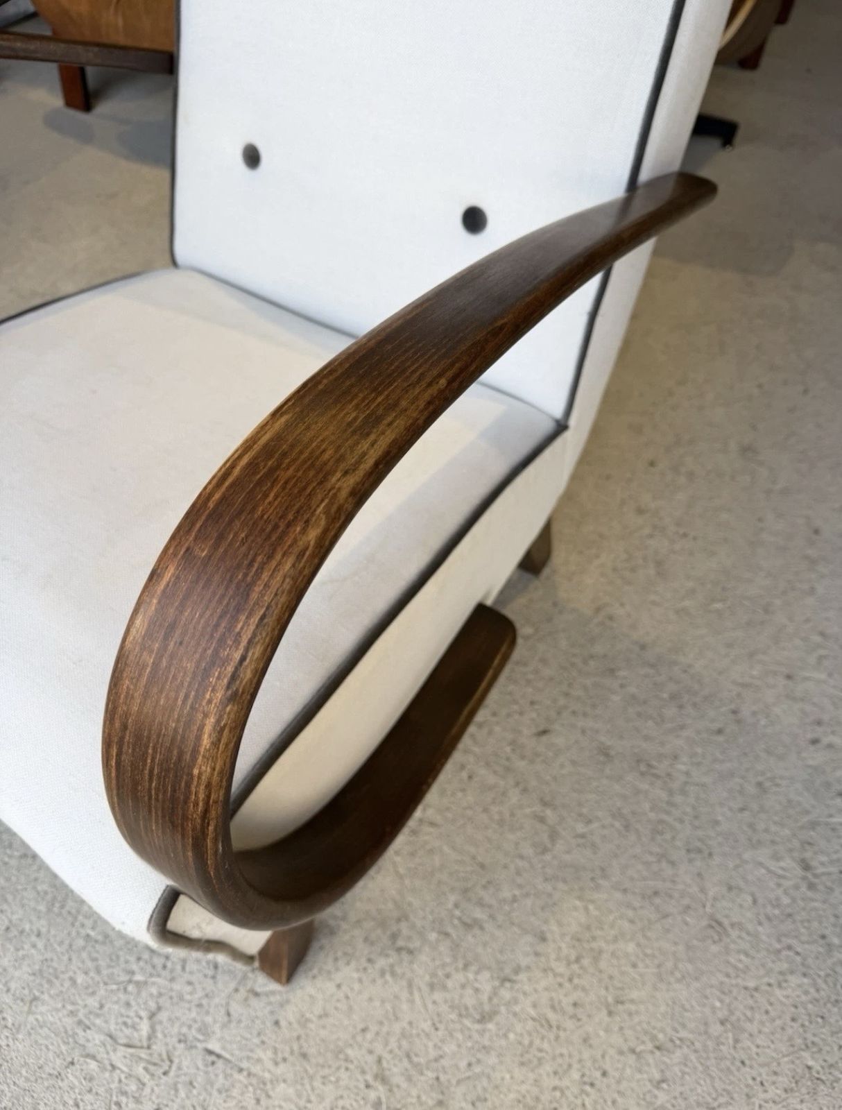 photo vinterior Jindrich Halabala Bentwood Armchair In Art Deco Style Project