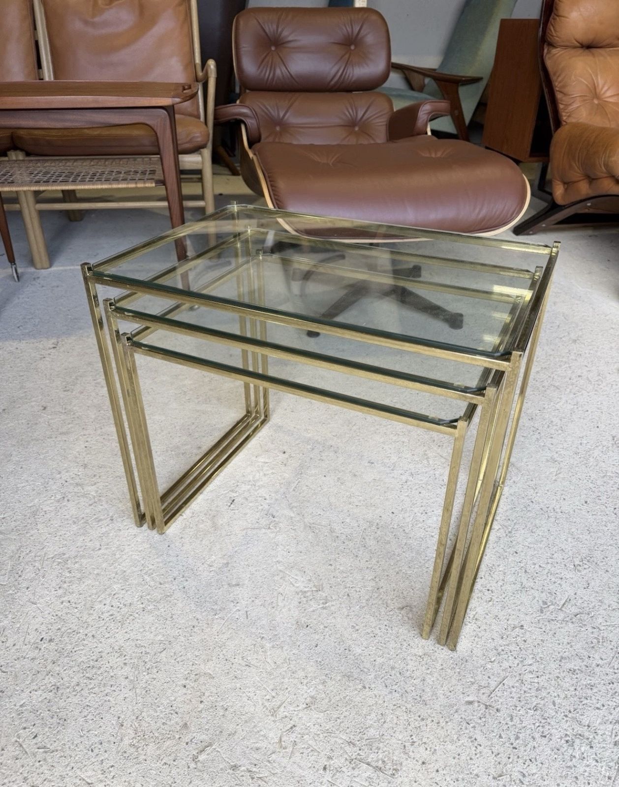 photo furniture Art Deco French Brass And Glass Nest Of Tables
