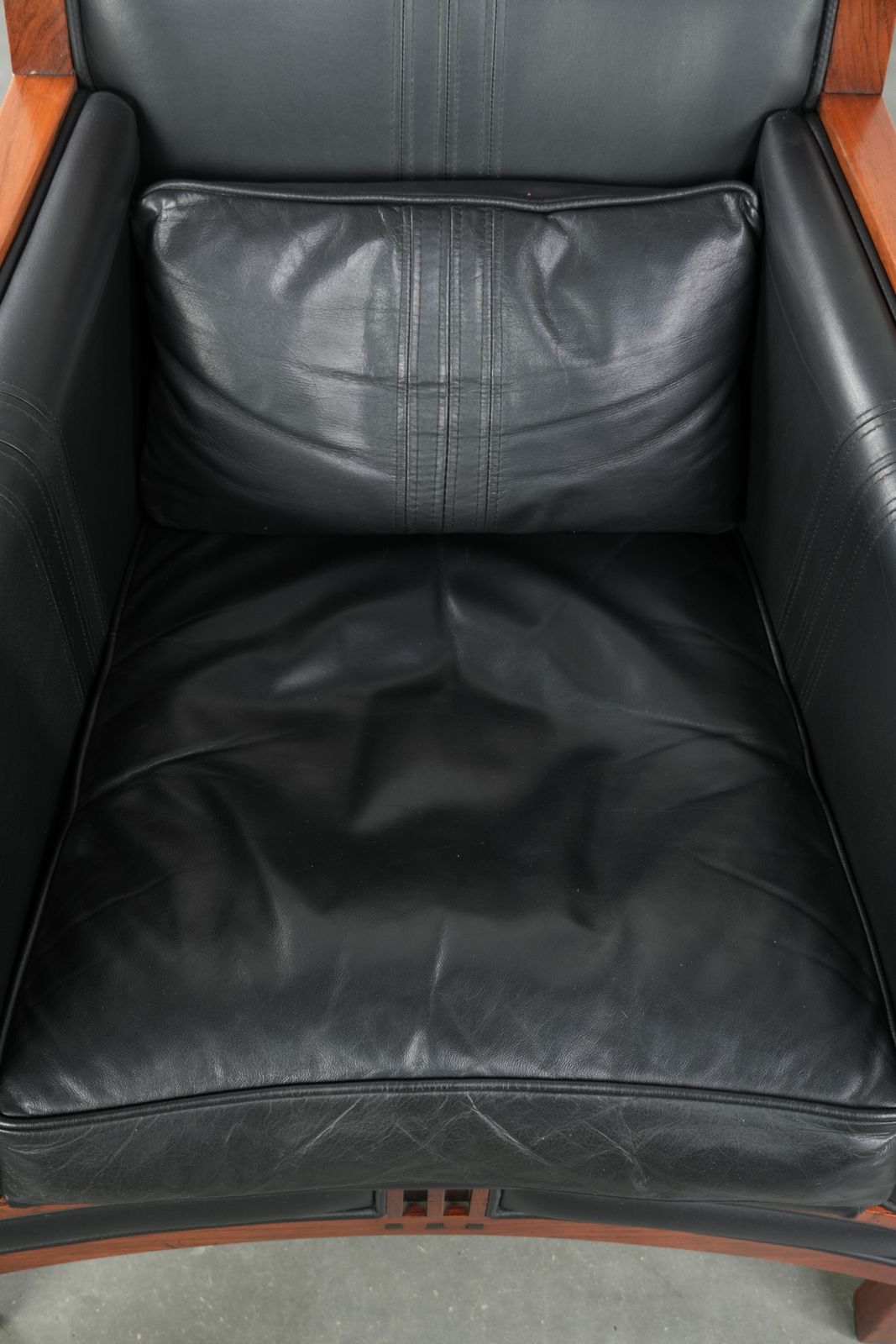 Set Van 2 Art Deco Fauteuils Uit De Decoforma Serie Van Schuitema, Zwart Leer, Goede Staat photo 2875.0