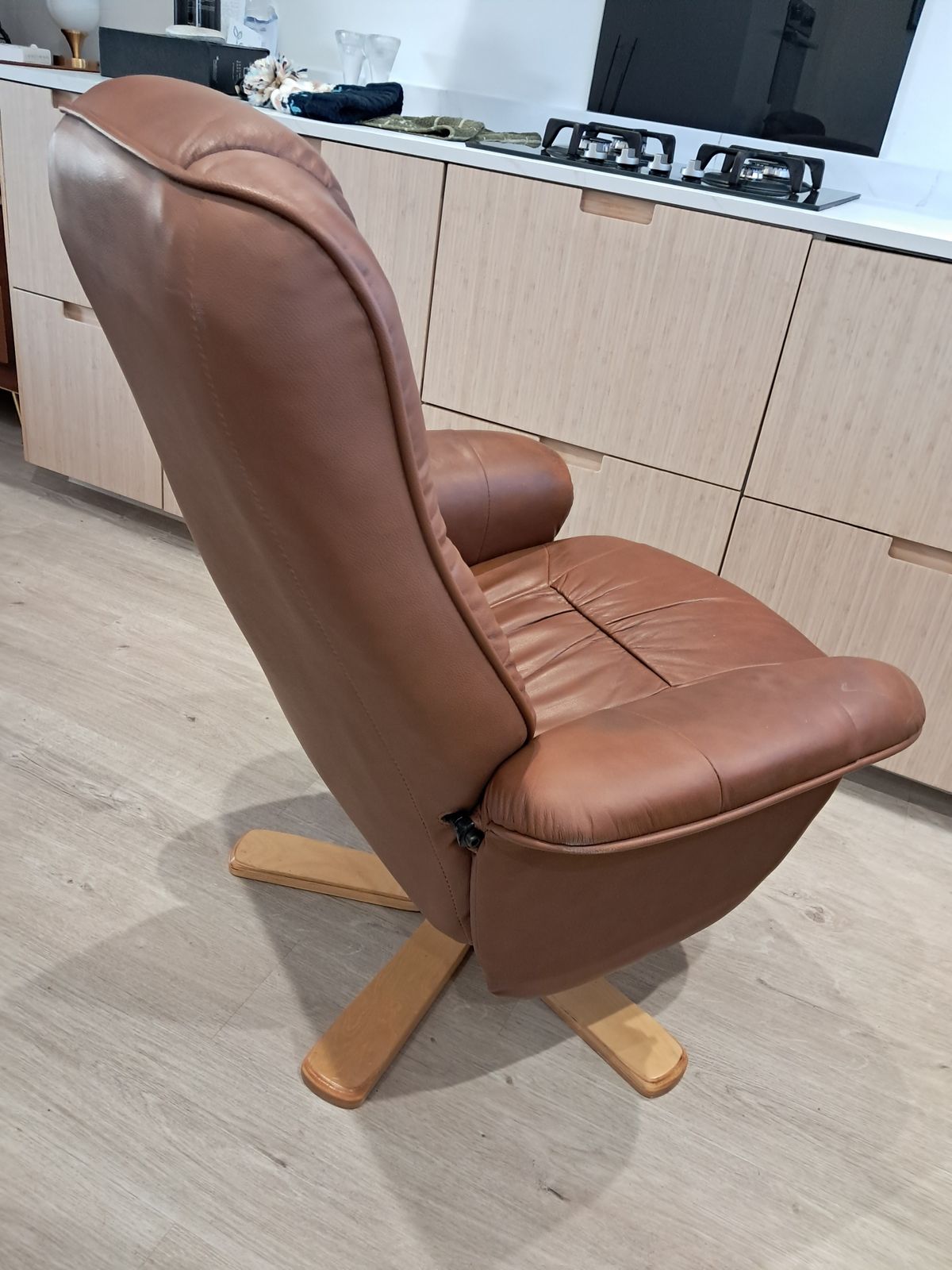 Scandinavian Swivel/Recliner Leather Armchair photo buy