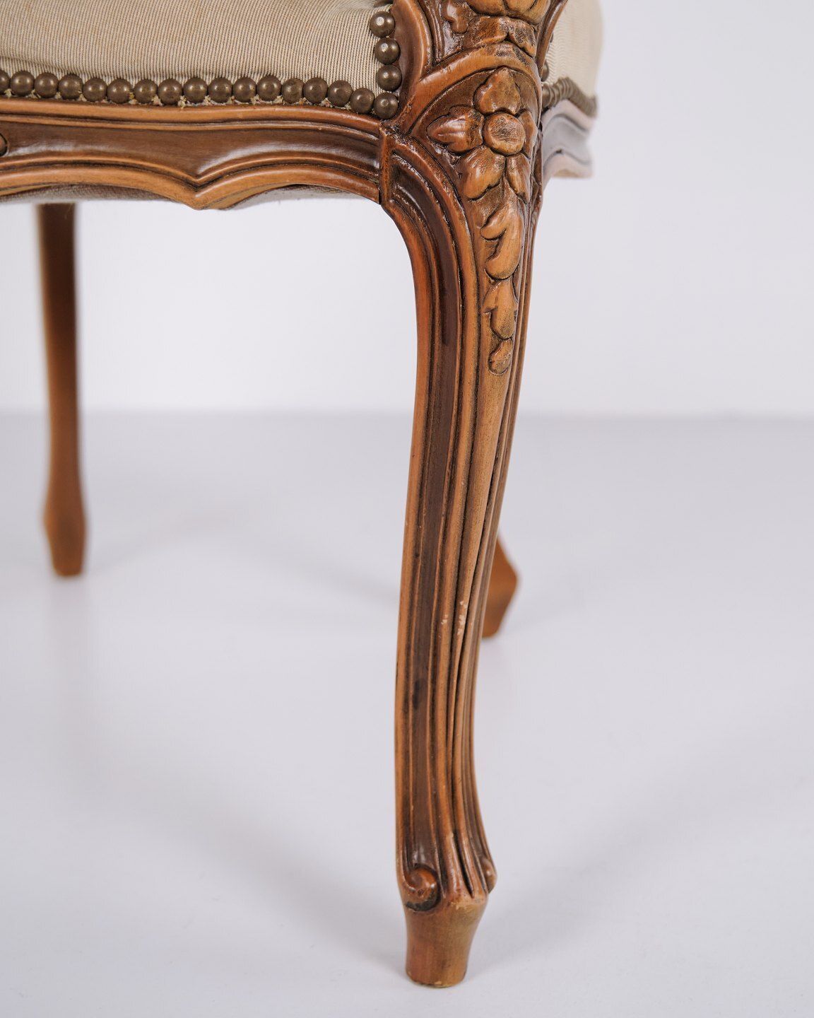photo furniture Neo Rococo Armchair With Curved Legs And Patterned Floral Fabric, 1930s