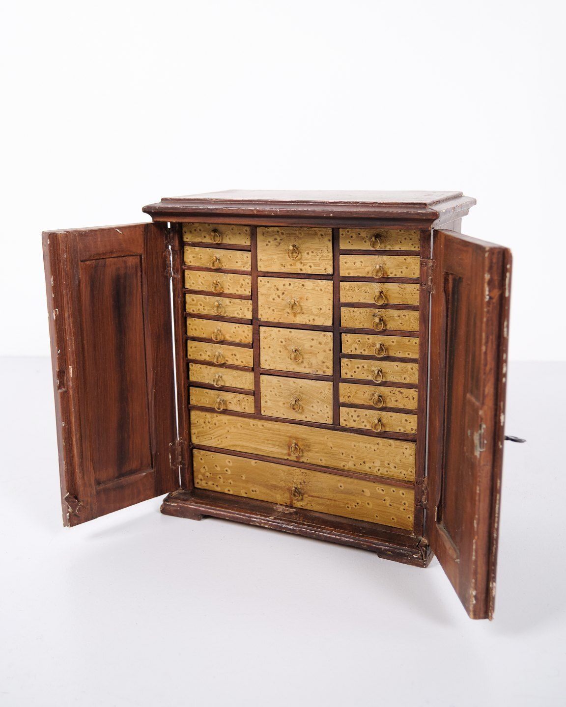 photo furniture Antique Miniature/Model Furniture In Oak With Hand Forged Fittings, 1840s