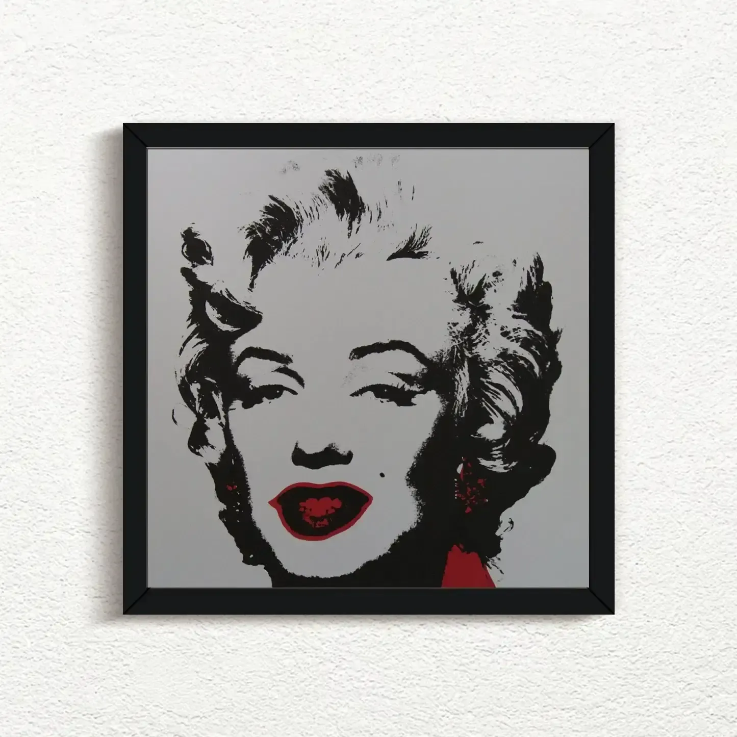 Sunday B. Morning (Andy Warhol), Golden Marilyn 36 photo furniture