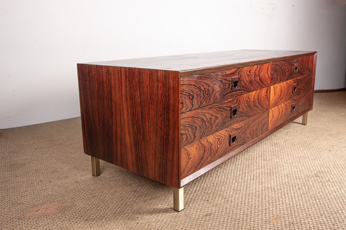 Mobilier Commode danoise basse en palissandre, 6 tiroirs, par Erik Brouer, 1960. photo