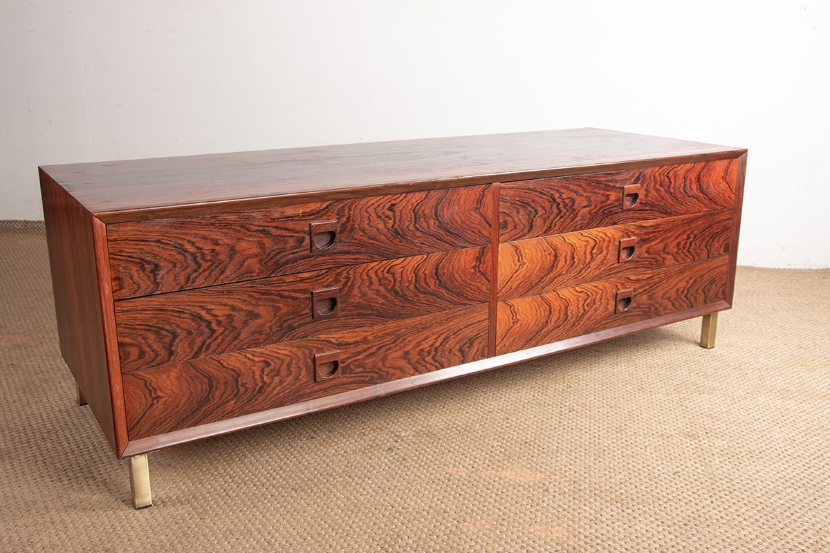 photo vinterior Commode danoise basse en palissandre, 6 tiroirs, par Erik Brouer, 1960.