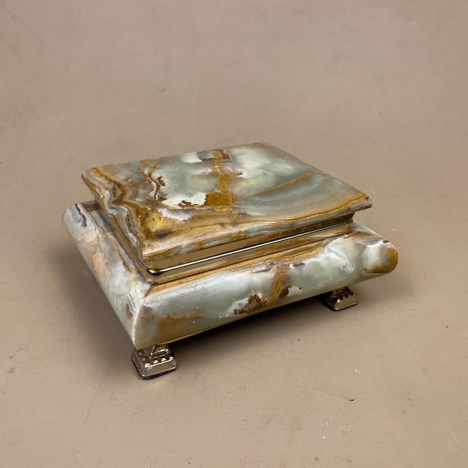 Green Onyx Jewellery Box Trinket Keepsake Stone Marble Hinged Lid Velvet Lined Small Dressing Table Decor Brass Feet Ring Holder
