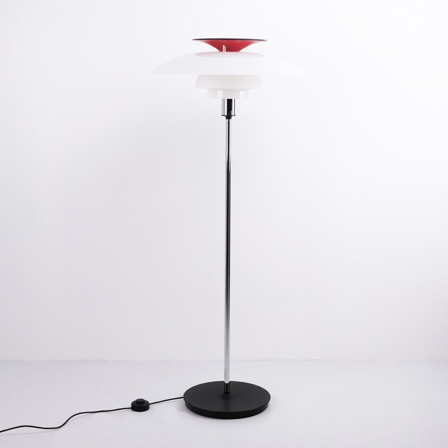 photo furniture Poul Henningsen Floor Lamp Model Ph 80, Louis Poulsen