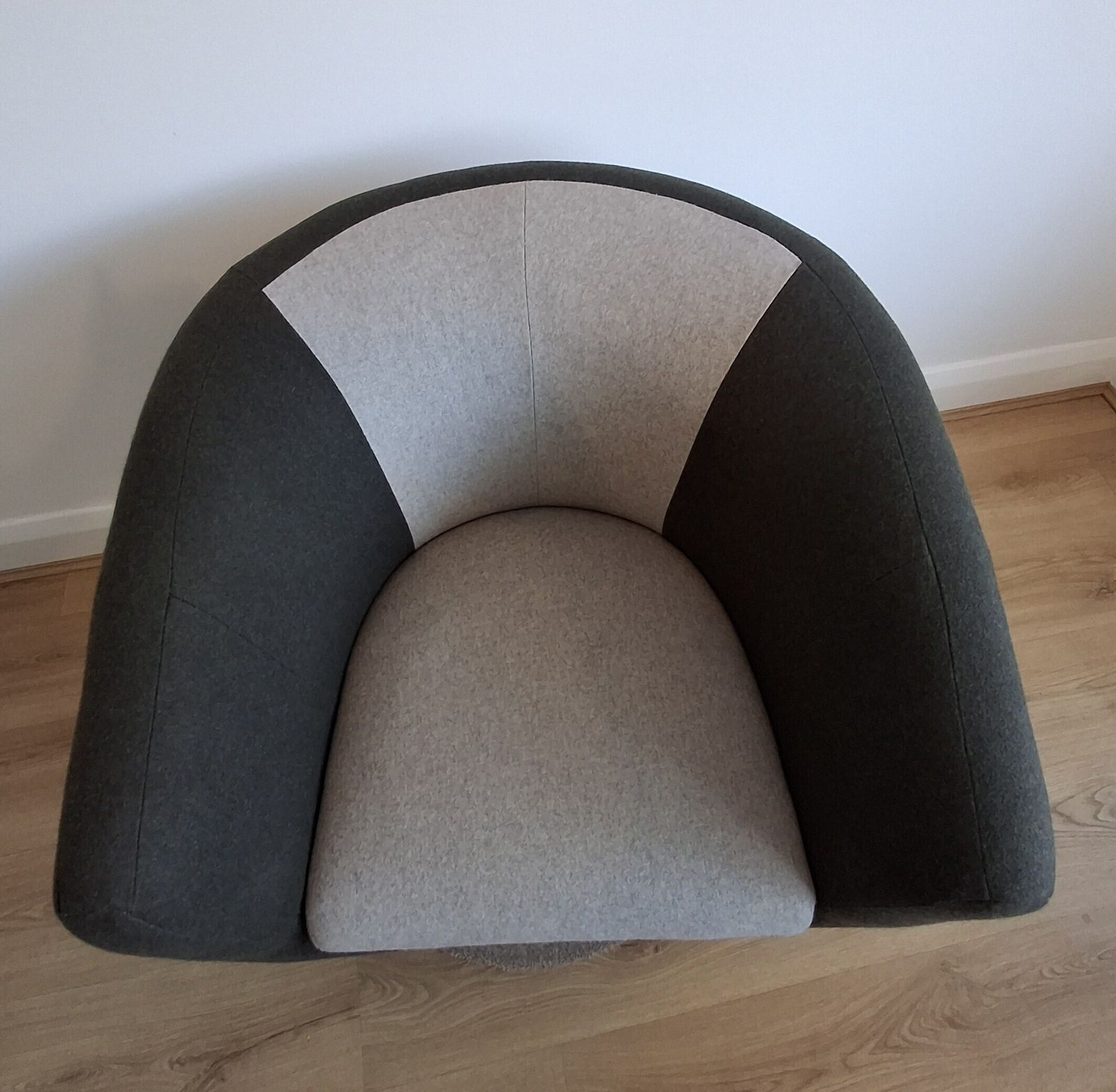Swivel Tub Chair With 100% Wool Upholstery photo buy