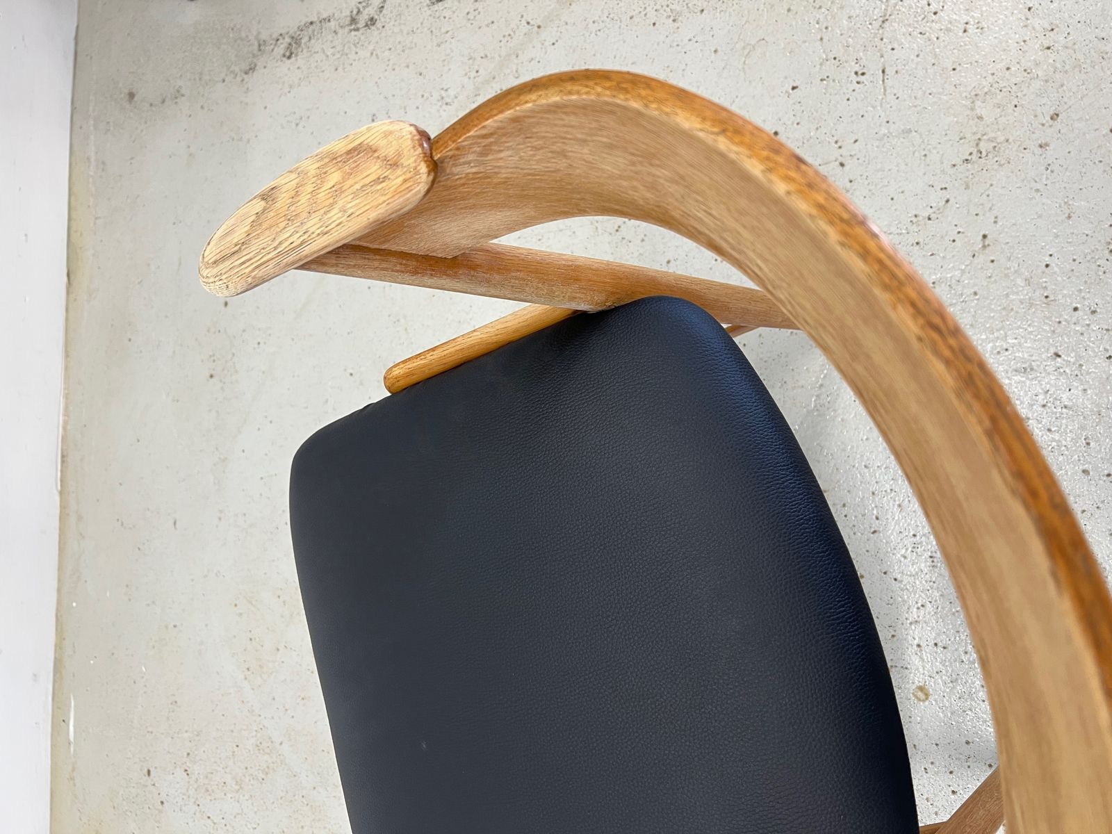 photo for sale Kai Kristiansen Model 32 Oak Dining Chair, Korup Møbelfabrik.