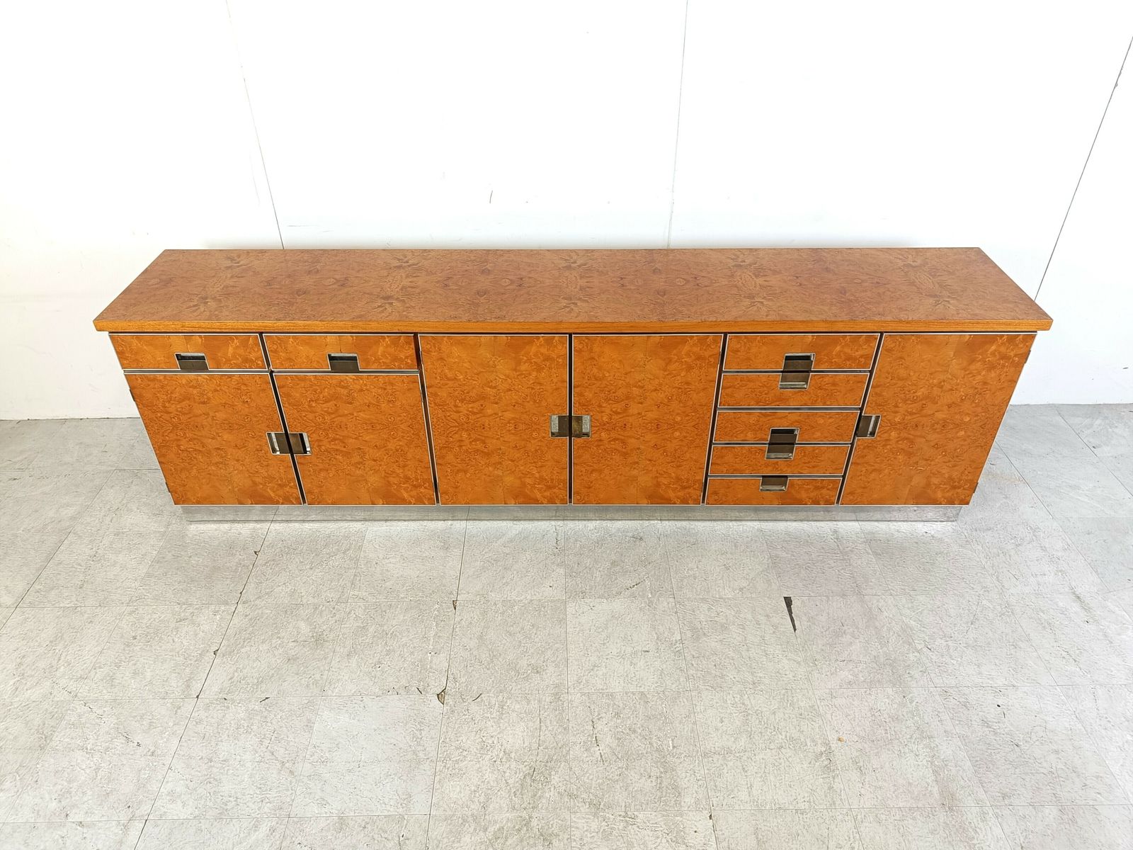 Vintage Italian Burl Wood Credenza, 1970s photo 3500.0