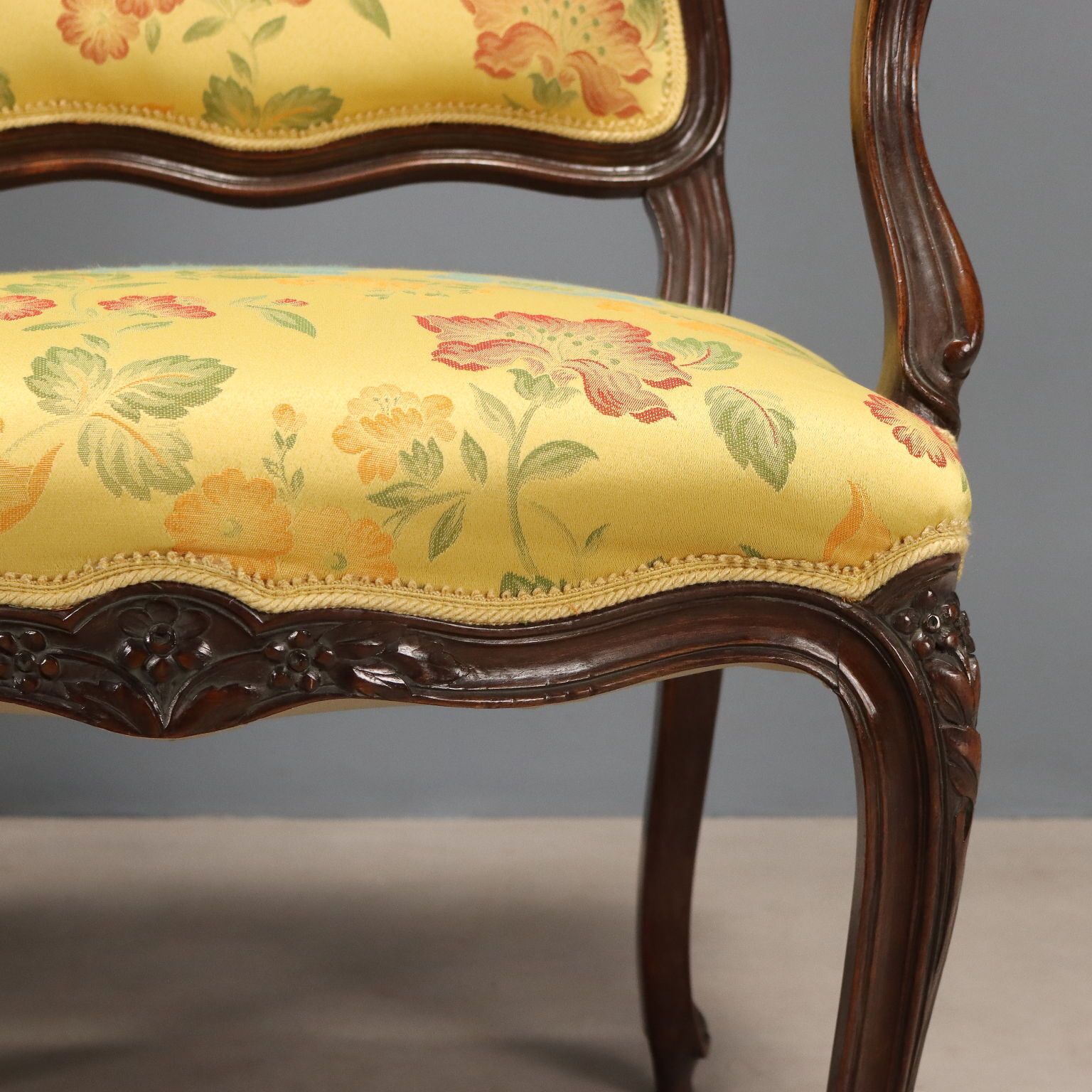 Armchairs Baroque Style Walnut Carvings XIX XX Century photo buy
