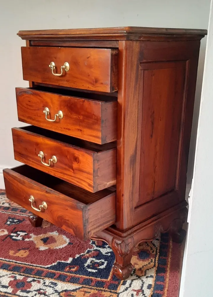 A Vintage  Regency Style Mahogany Four Drawer Slim Chest Of Drawers Or Bedside photo 275.0