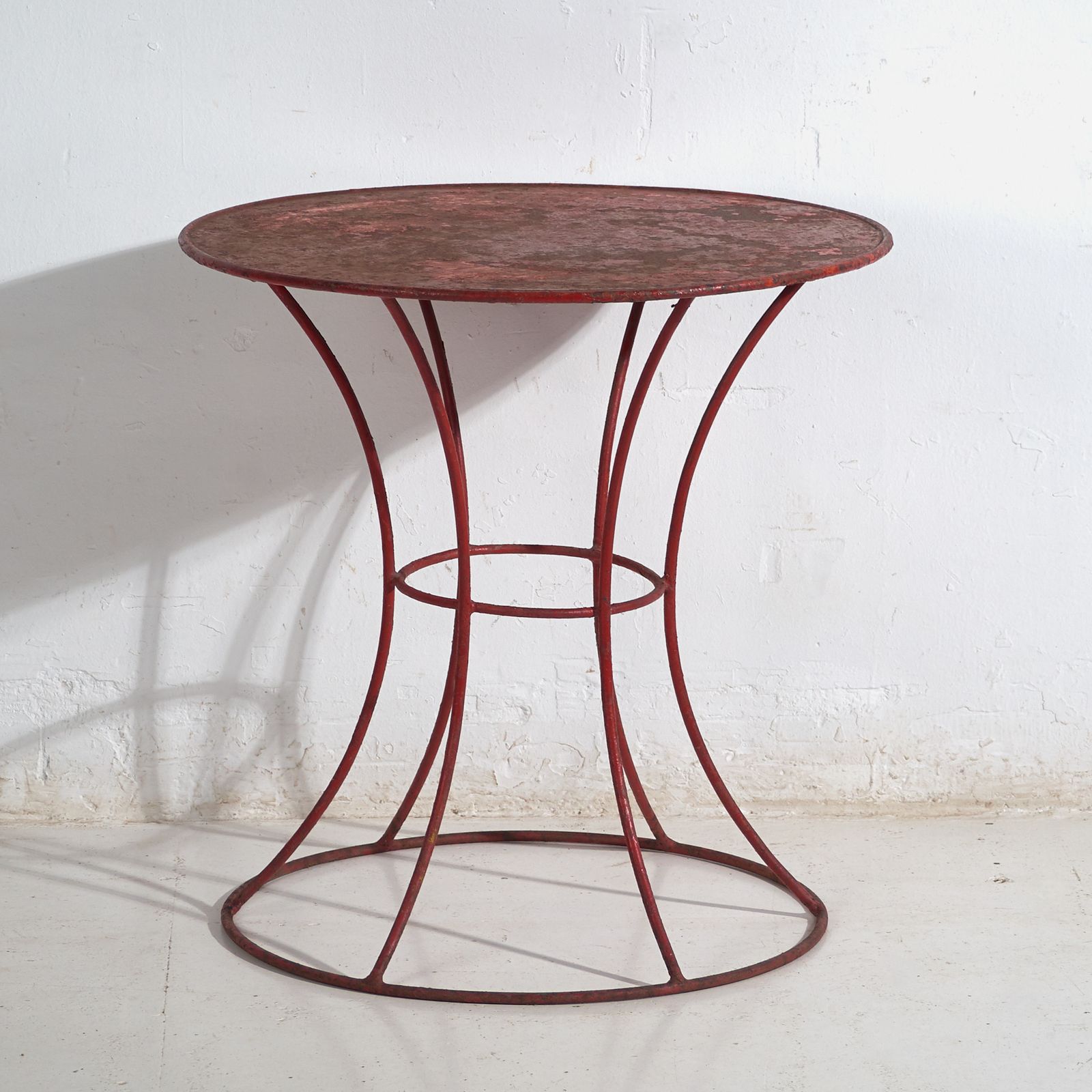 Antique Painted Metal Table – Round Industrial European Table – Circa 1920 photo vinterior