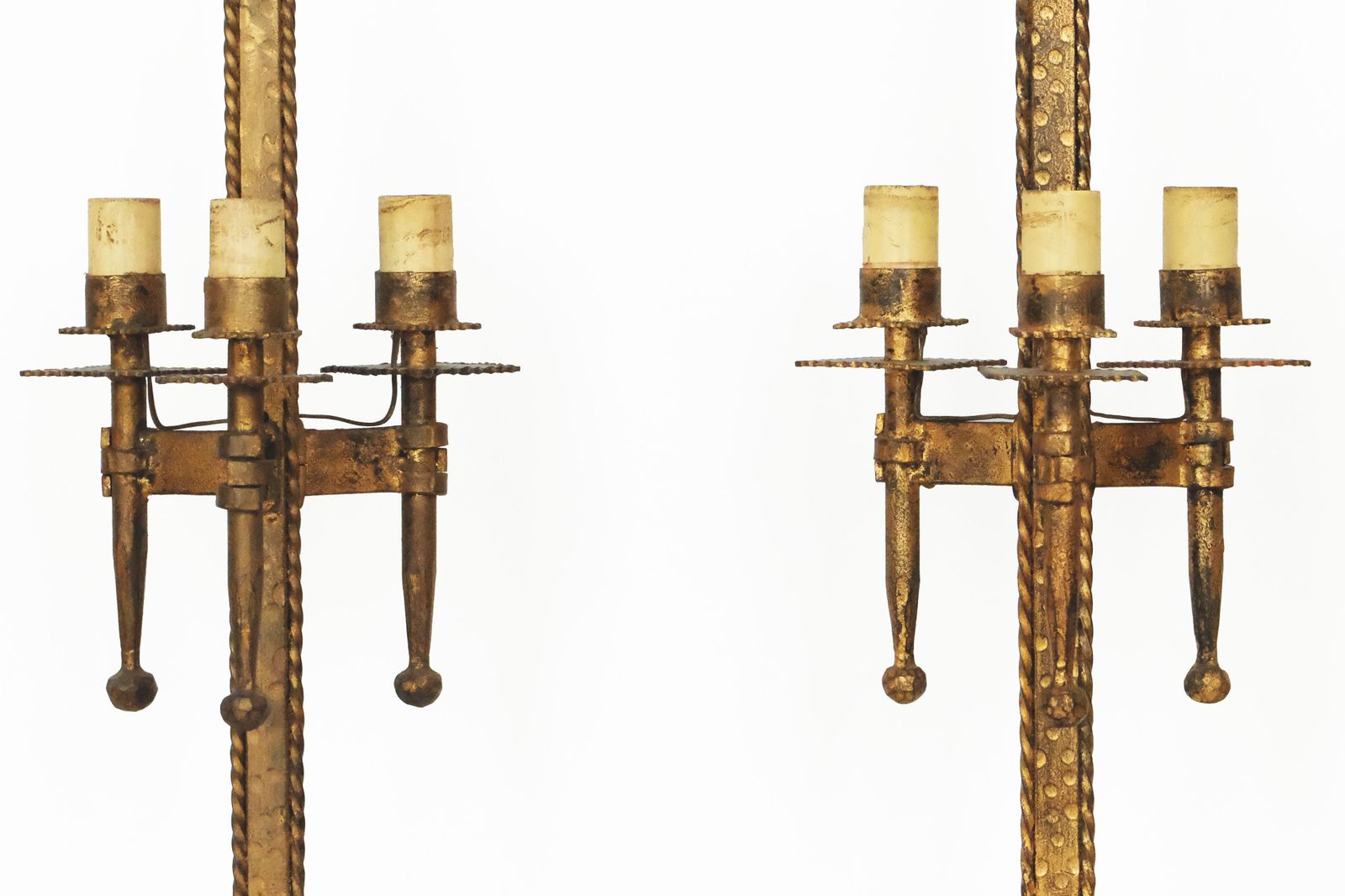 Mid 20th Century Pair Of Tripod Table Lamps In Golden Wrought Iron, Signed By Ferro Art photo buy