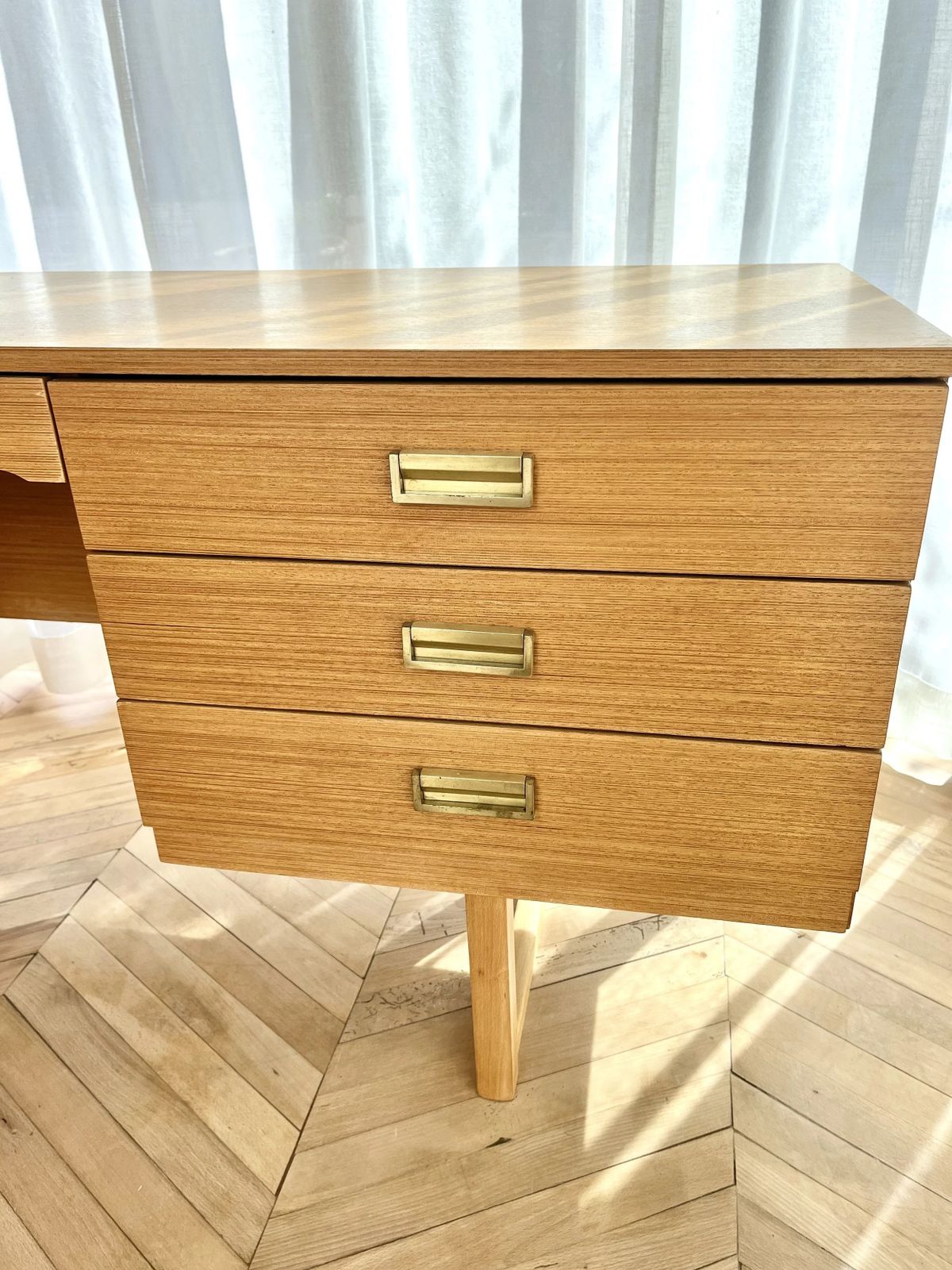 photo furniture Mid Century Seven Drawer Dressing Table/Desk With Brass Pulls