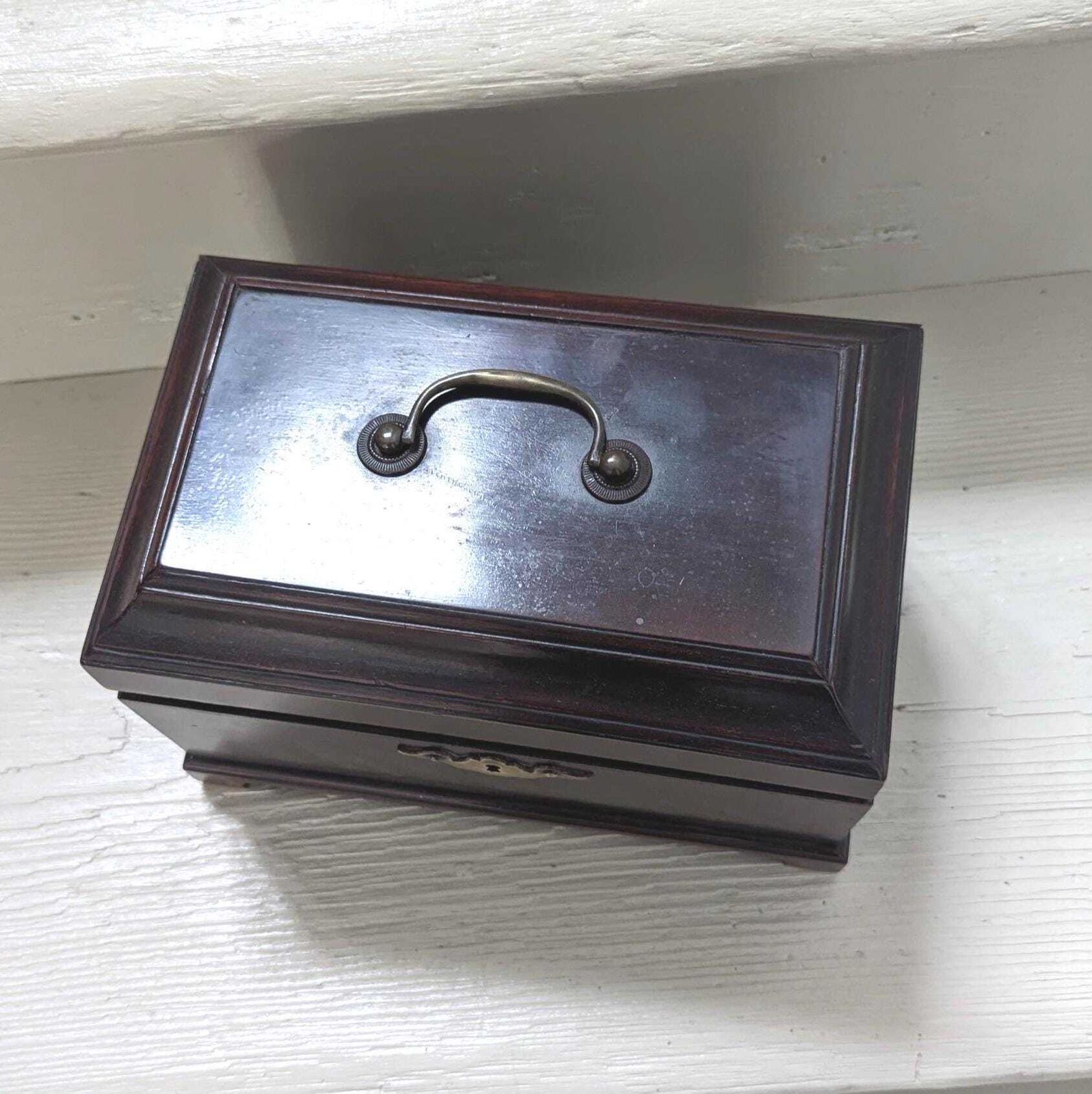 An Antique Early Georgian Mahogany Tea Caddy Or Tea Box C1800s photo vinterior