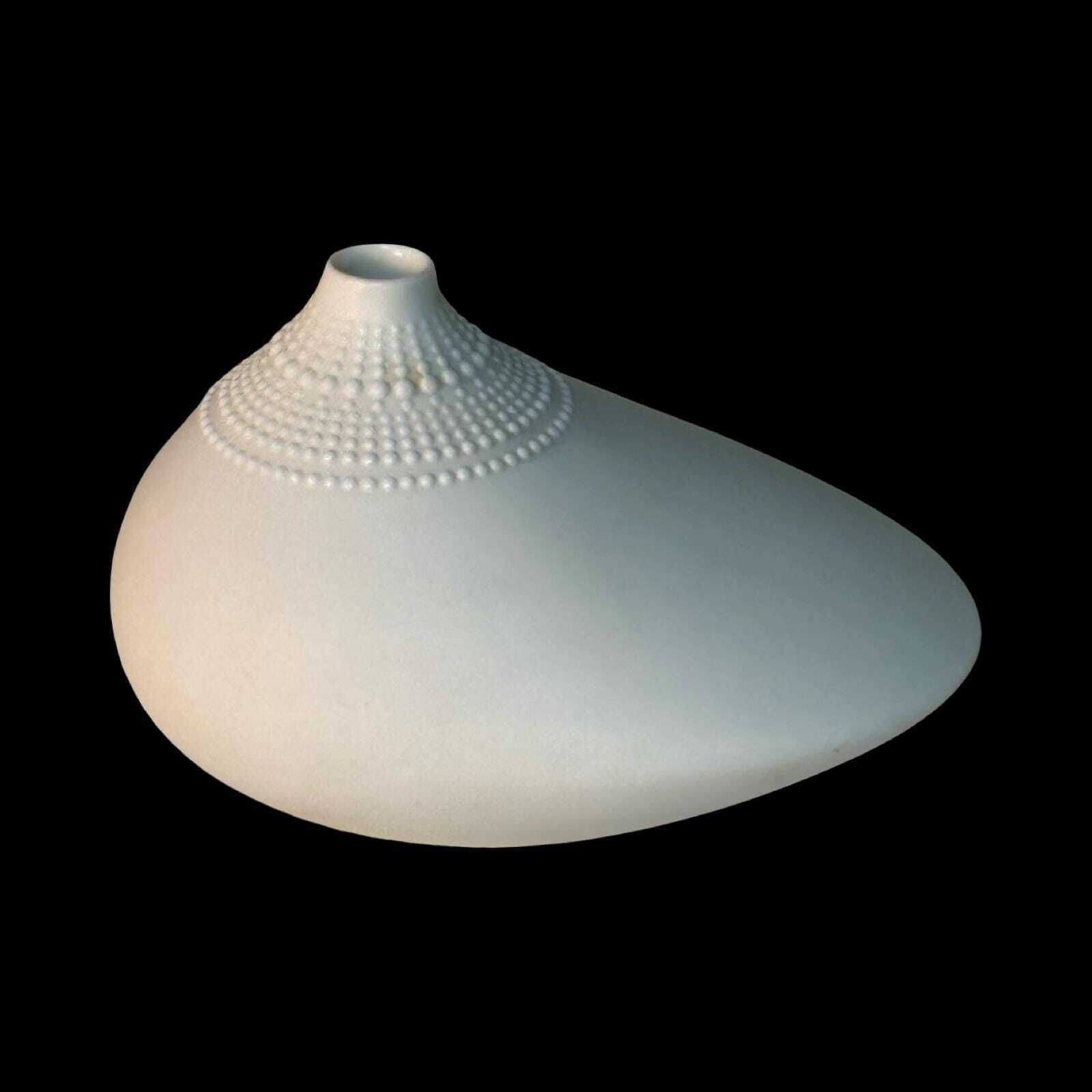 Tapio Wirkkala   Rosenthal Studio Linie   Vase   Model 'Pollo'   White Ceramic (12cm)