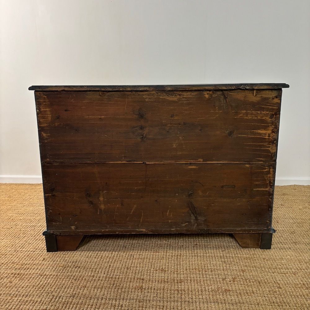 photo furniture 19th Century Baroque Style Chest Of Drawers