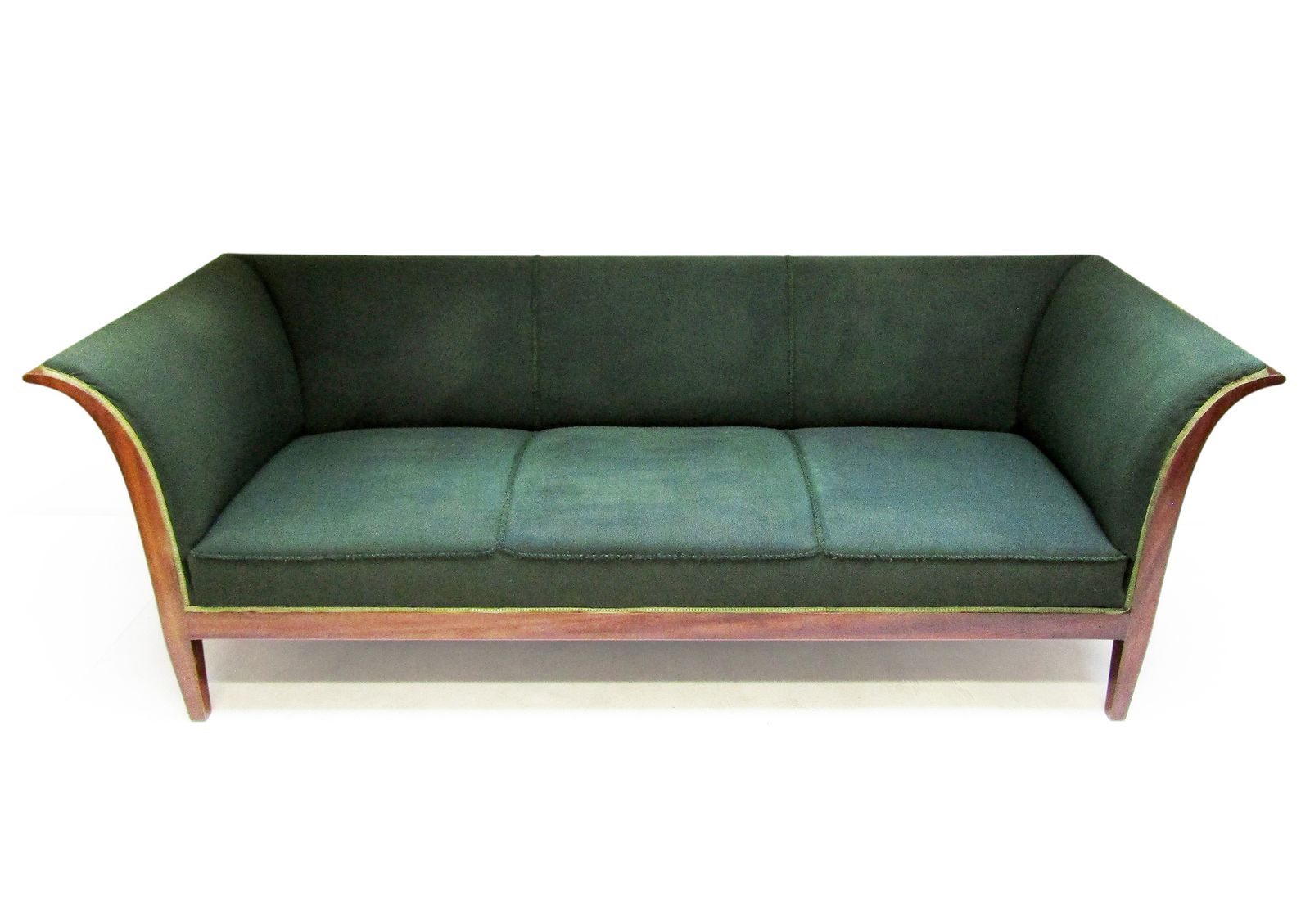 WIS77 Mainkan Leprechaun Riches, Temukan Harta Karun! photo Furniture