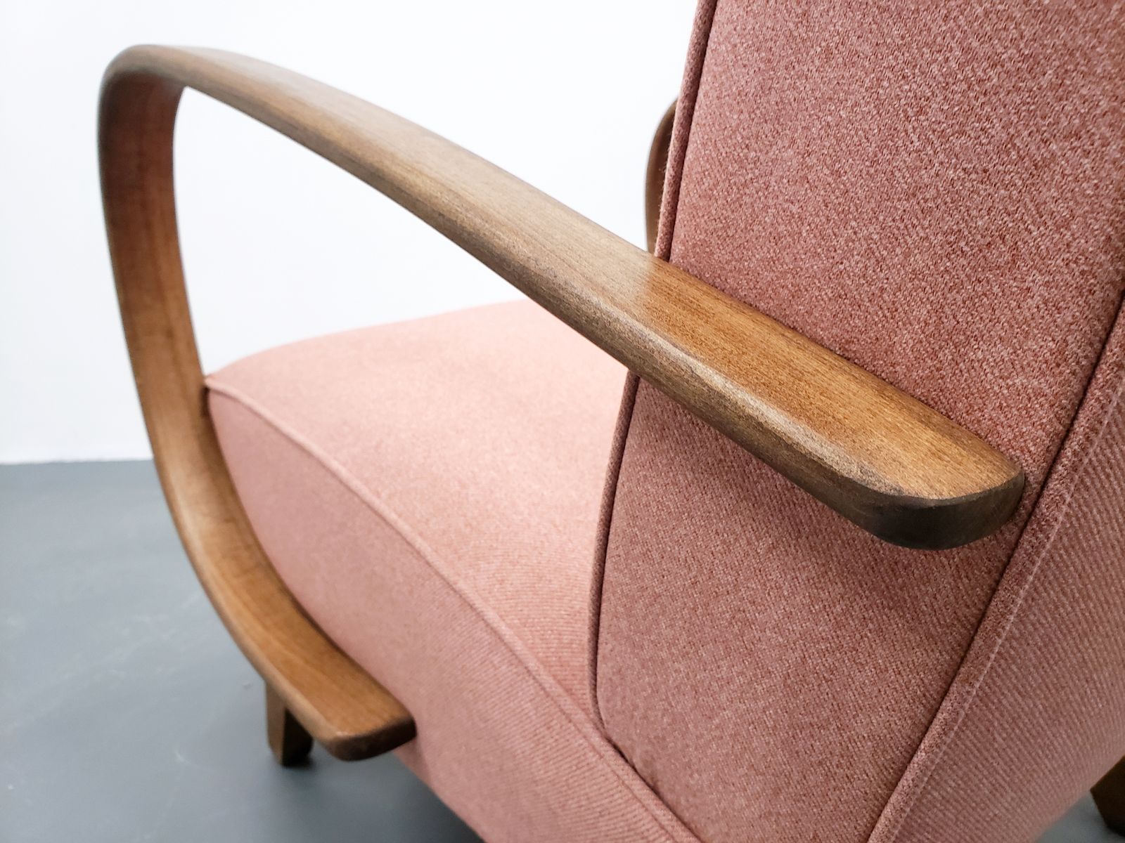 1930 Jindrich Halabala Bentwood Armchair In Rose Pink photo buy