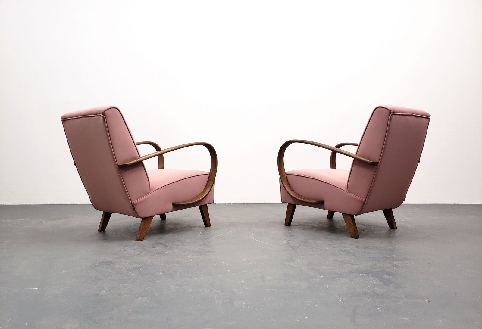 1930 Jindrich Halabala Bentwood Armchair In Dusty Rose Pink Velvet photo vintage