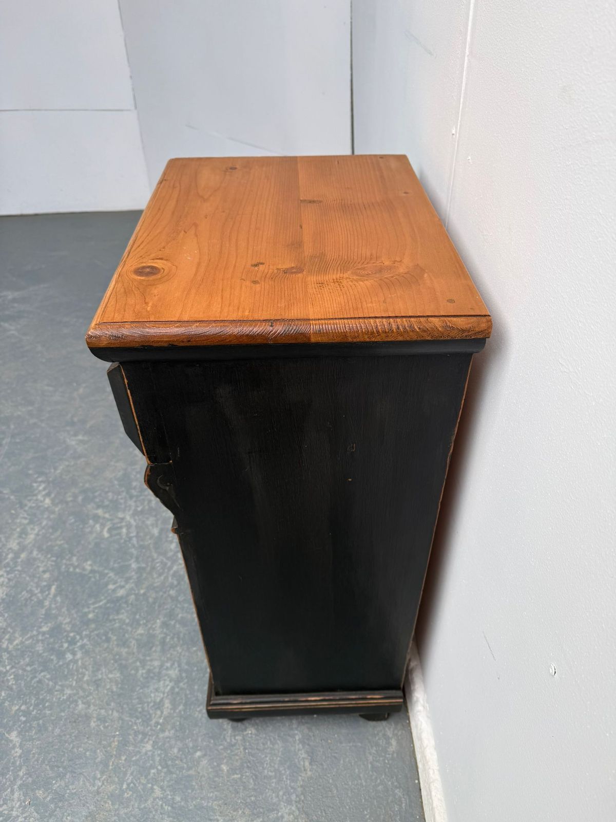 A Beautifully Painted Black Pine & Oak Carved Victorian Bedside Cabinet photo 395.0