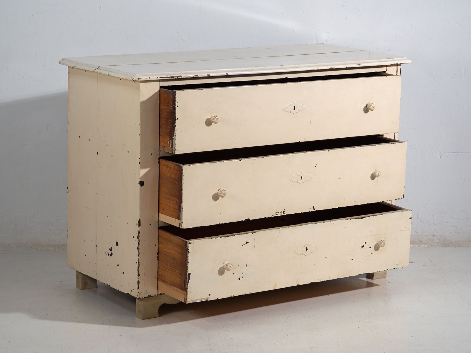 photo furniture Antique Painted Pine Chest Of Drawers – Rustic European Distressed Dresser – Circa 1900
