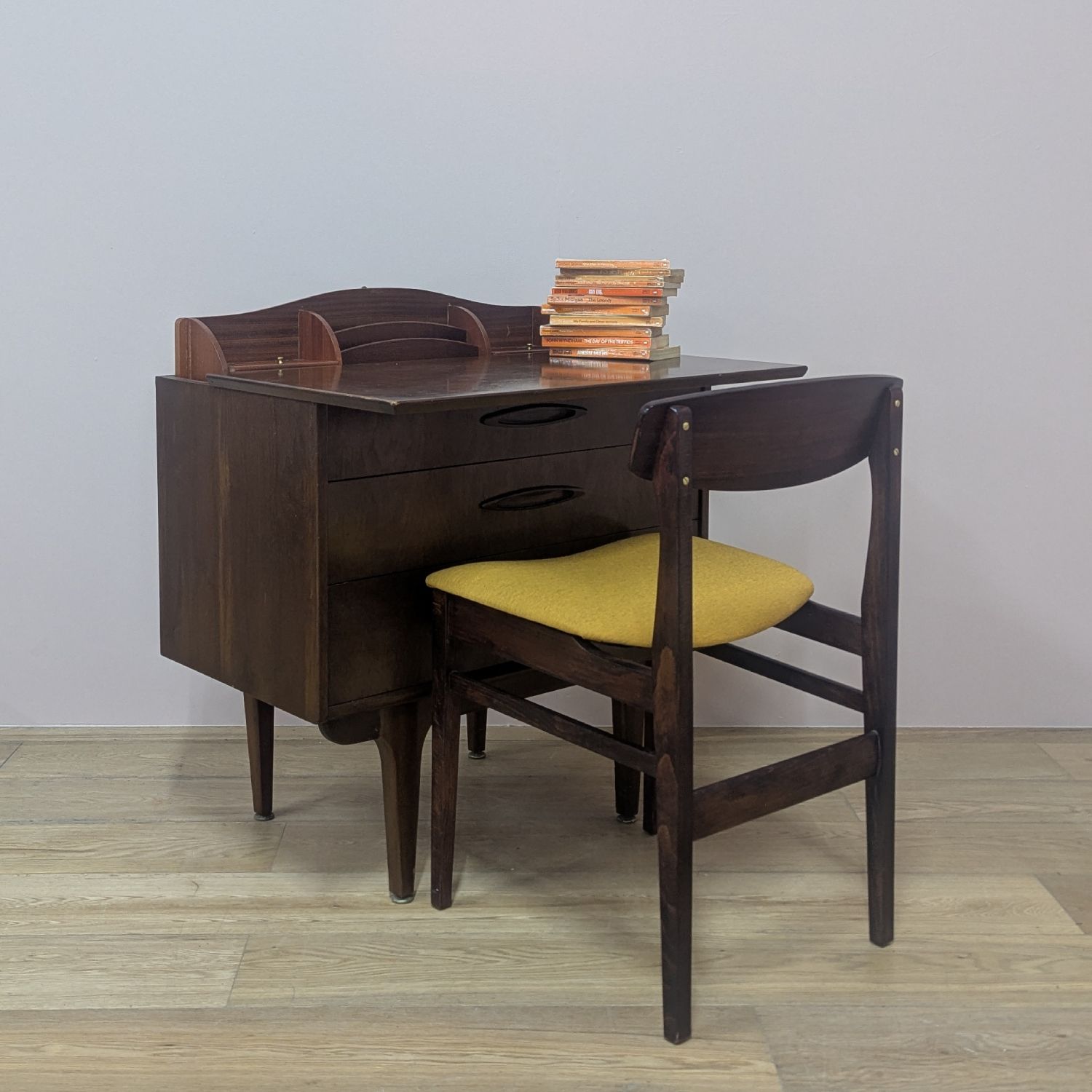 photo vinterior Rare Midcentury 1960s Metamorphic Desk By Jentique