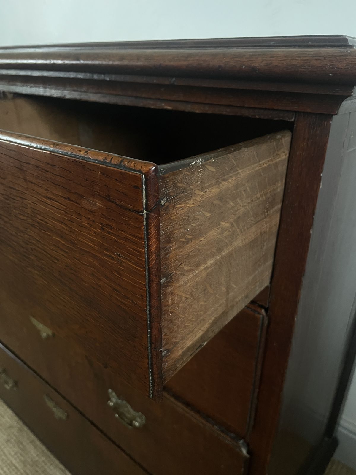An Antique Oak Chest Of Drawers photo 680.0