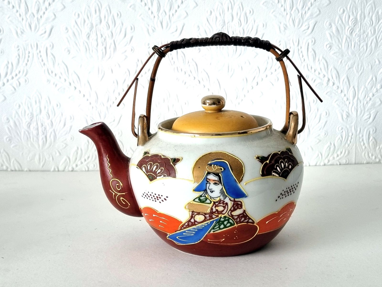 Japanese Moriage Teapot, Hand Painted Porcelain Tea Pot, Satsuma Style Raised Enamel, Geisha Decor, Bamboo Handle Oriental Ceramic