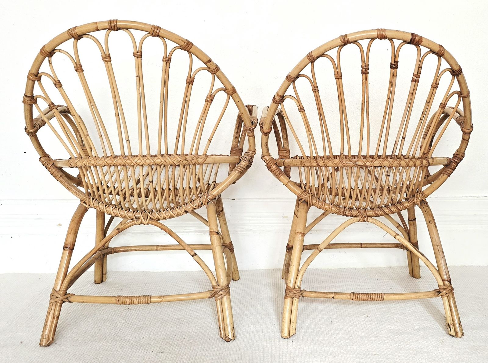 A Pair Of Mid Century French Bamboo Clam Shell Chairs, Riviera. photo vinterior