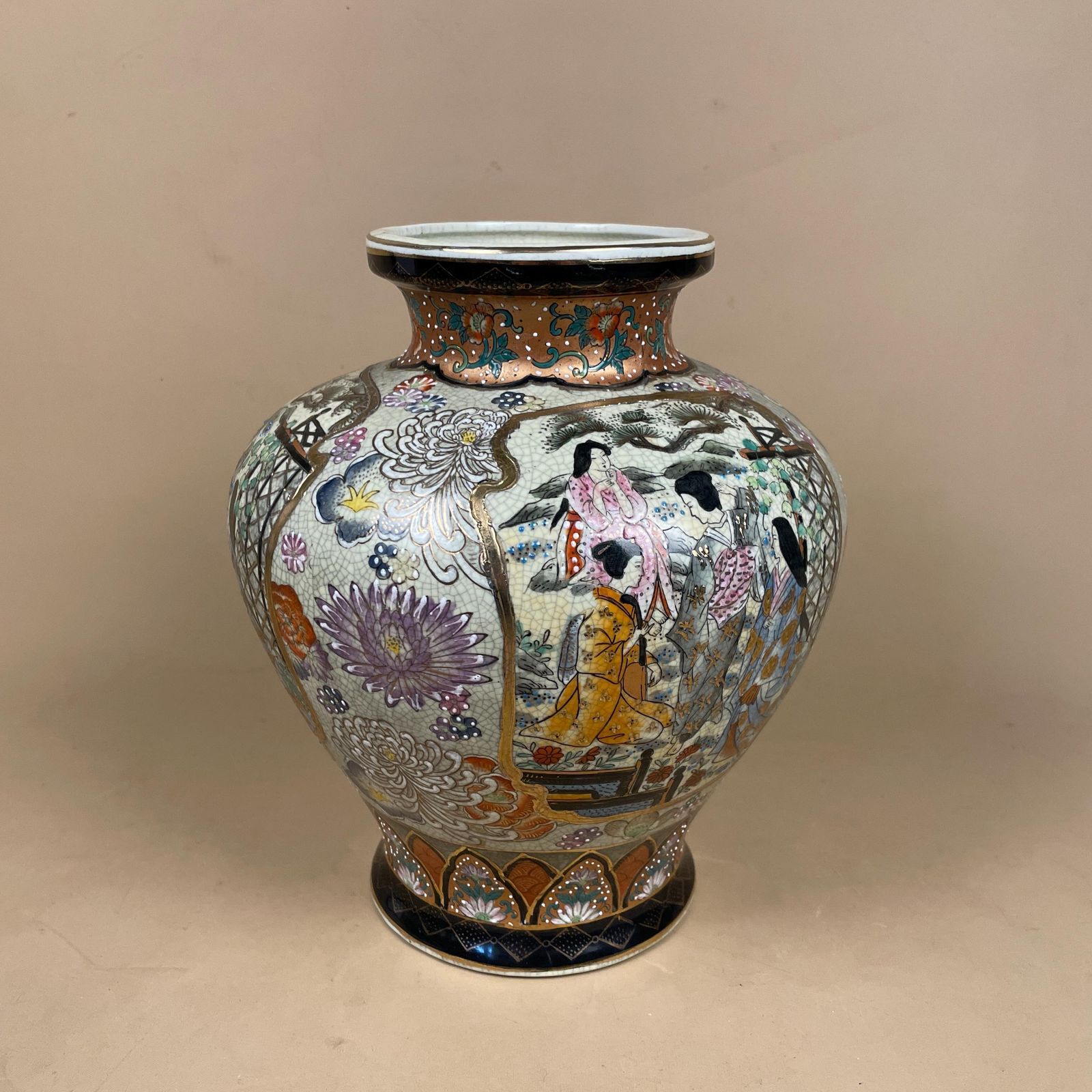Oriental Antique Decorative Vase Ceramic Pot Japanese Vintage Display Hand Painted Asian Old Aged Figures Floral Pattern Decorative