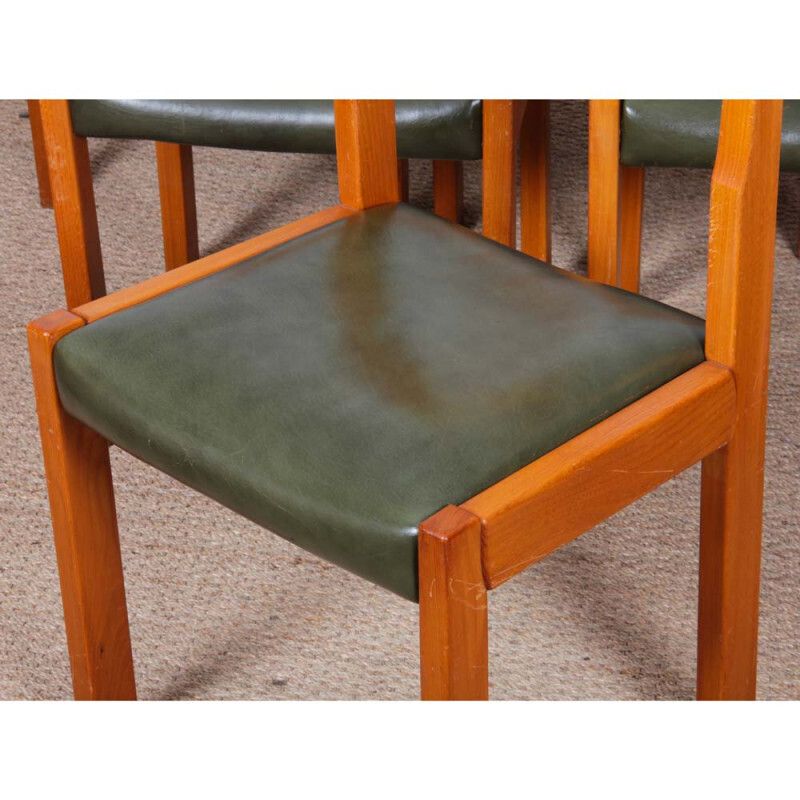 Set Of 6 Chairs In Solid Elm And Leather By Self, 1980 photo for sale