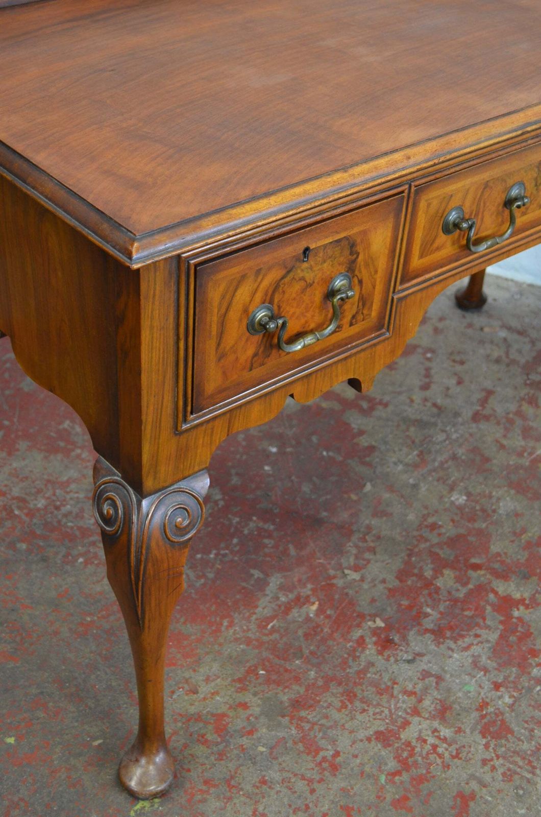 Waring & Gillow   A Queen Anne Revival Walnut Writing Table Desk photo vinterior