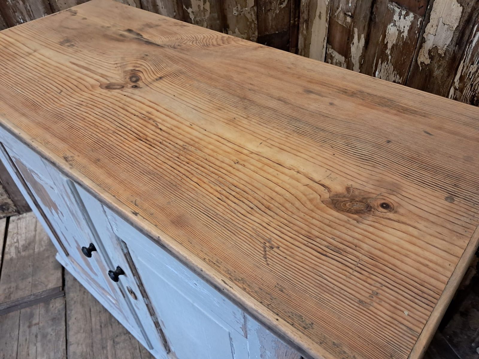 595.0 Rustic Sideboard photo