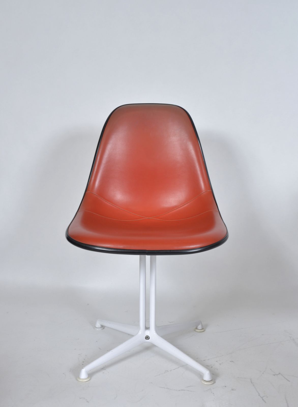 Furniture Midcentury Charles & Ray Eames Herman Miller Dining Room Set 4 X La Fonda Chairs & Table photo