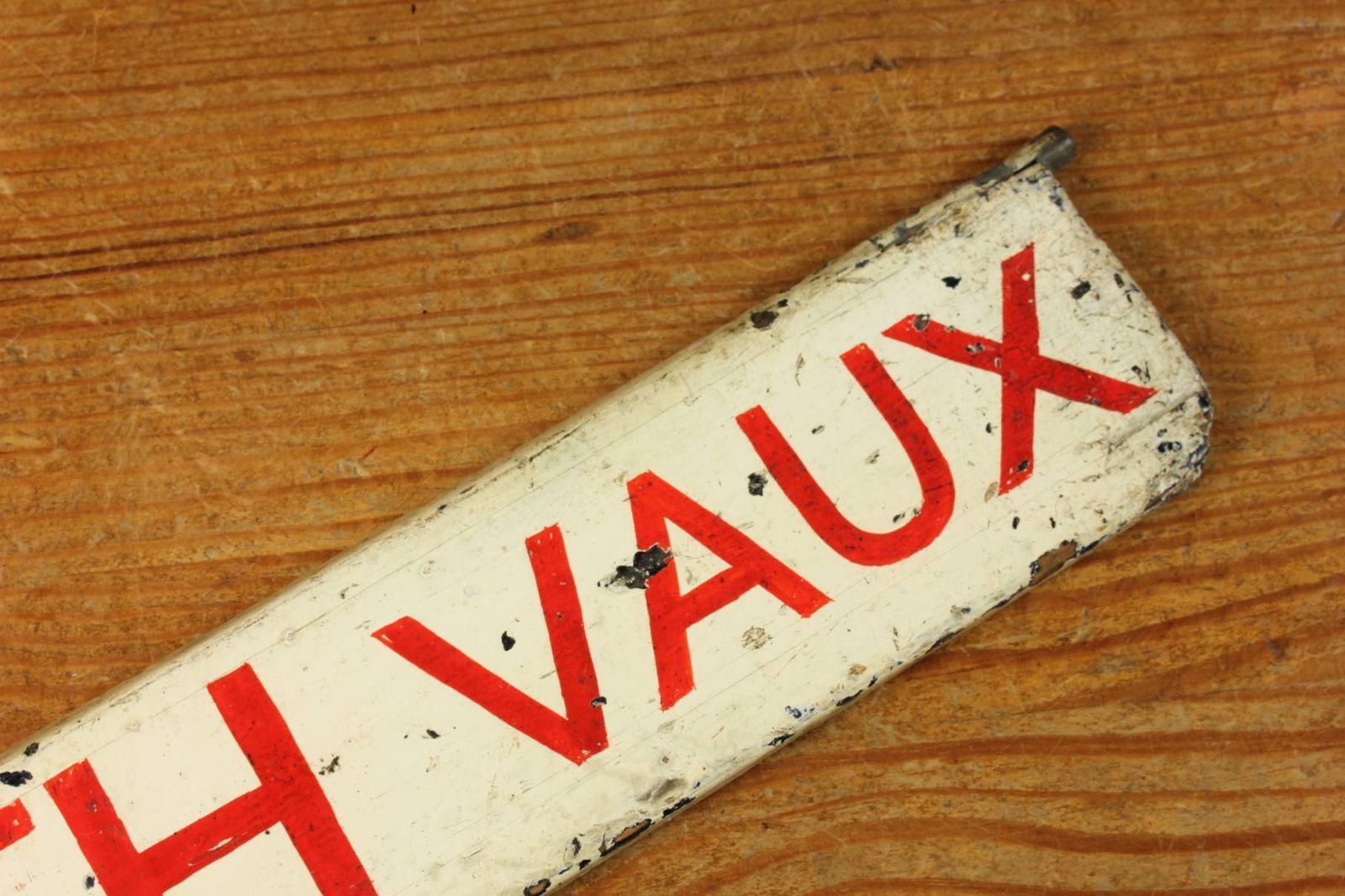 photo furniture Antique Yarmouth Vauxhall Destination Sign. Train Station Sign C1930.