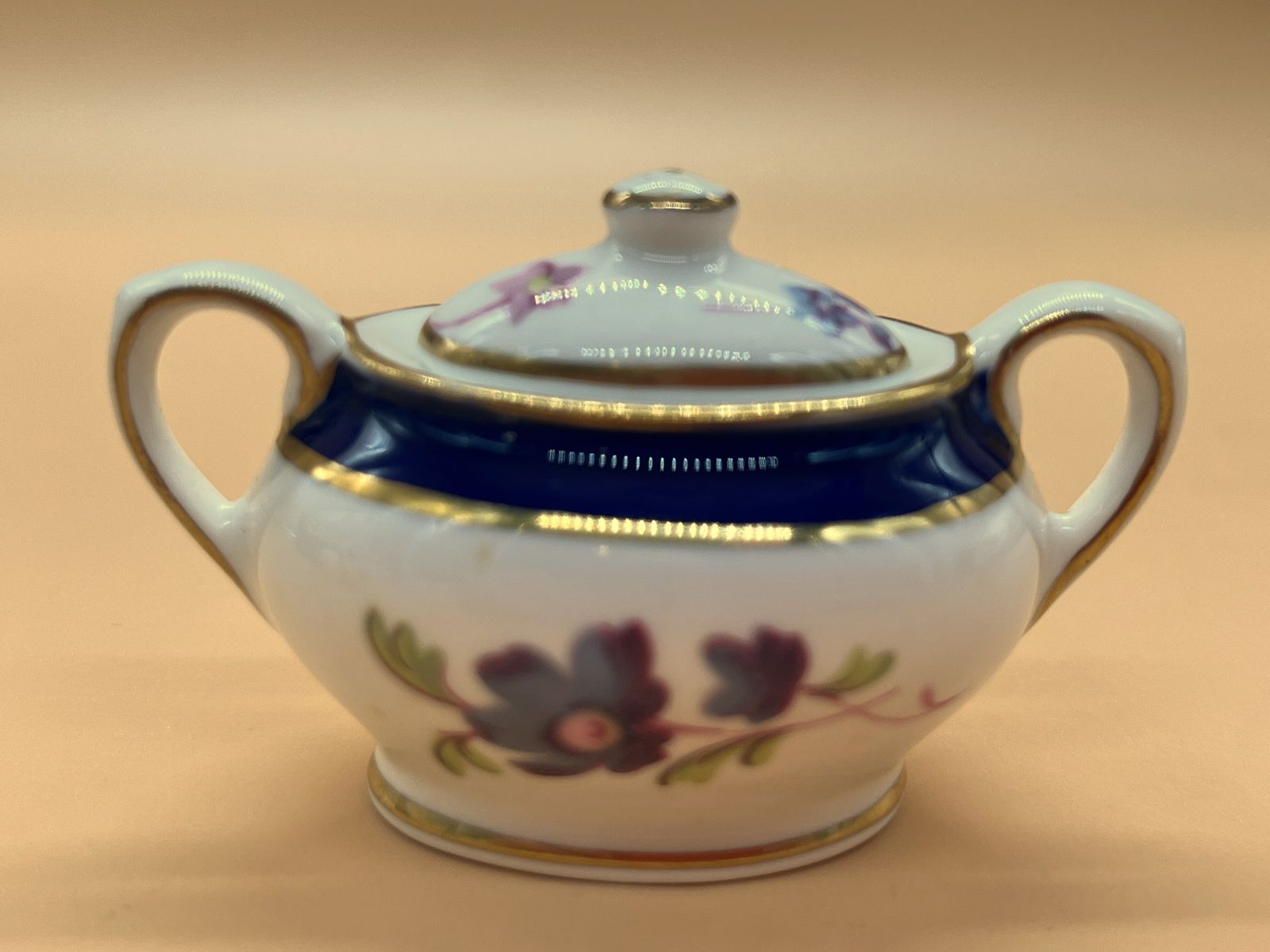 Coalport China Titania Miniature Display Tea Set. Teapot, Creamer, Sugar, Tea Cup, Saucer & Side Plate Trio. photo 99.0