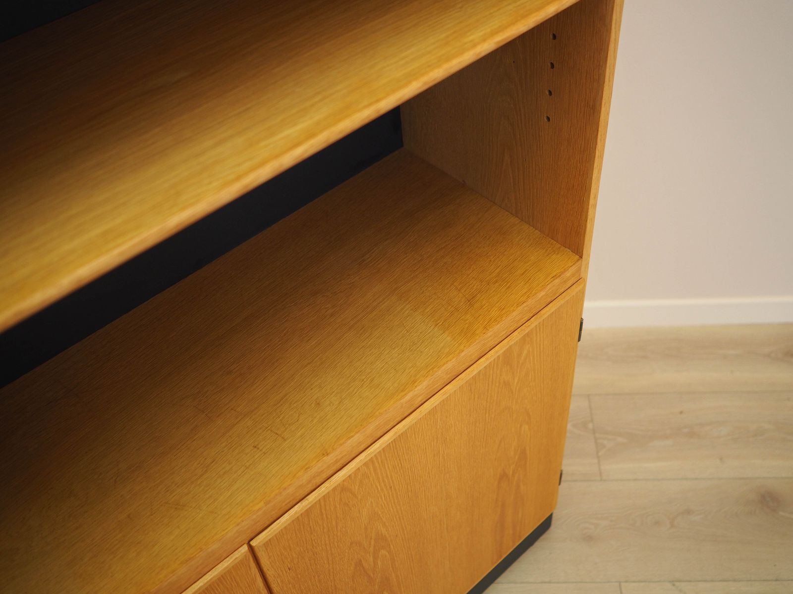 photo furniture Ash Bookcase, Danish Design, 1960s, Designer: Børge Mogensen
