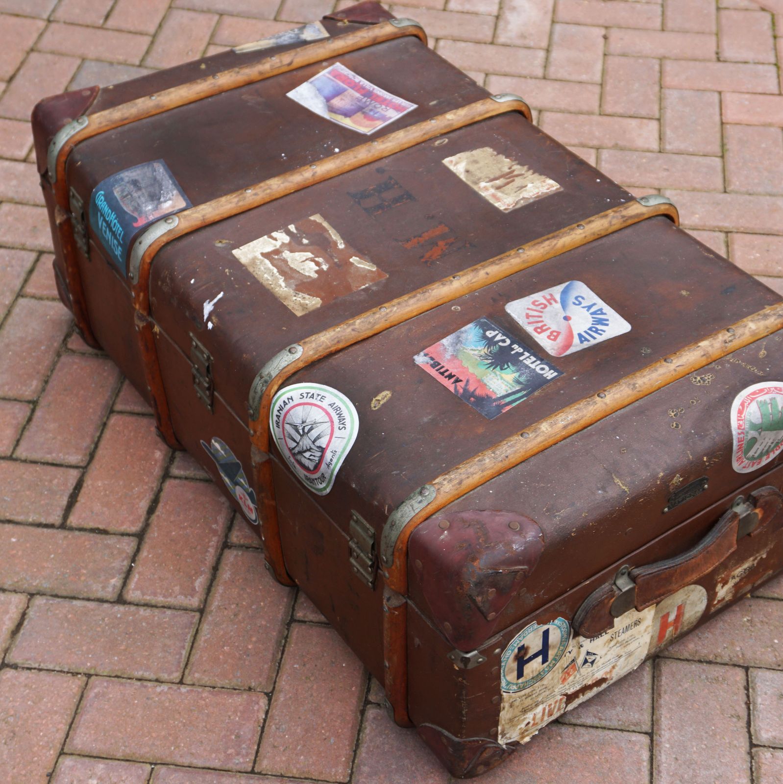 1920s Bentwood Steamer Trunk With Travel Stickers To Use For Prop Or Theatre Dressing photo 250.0