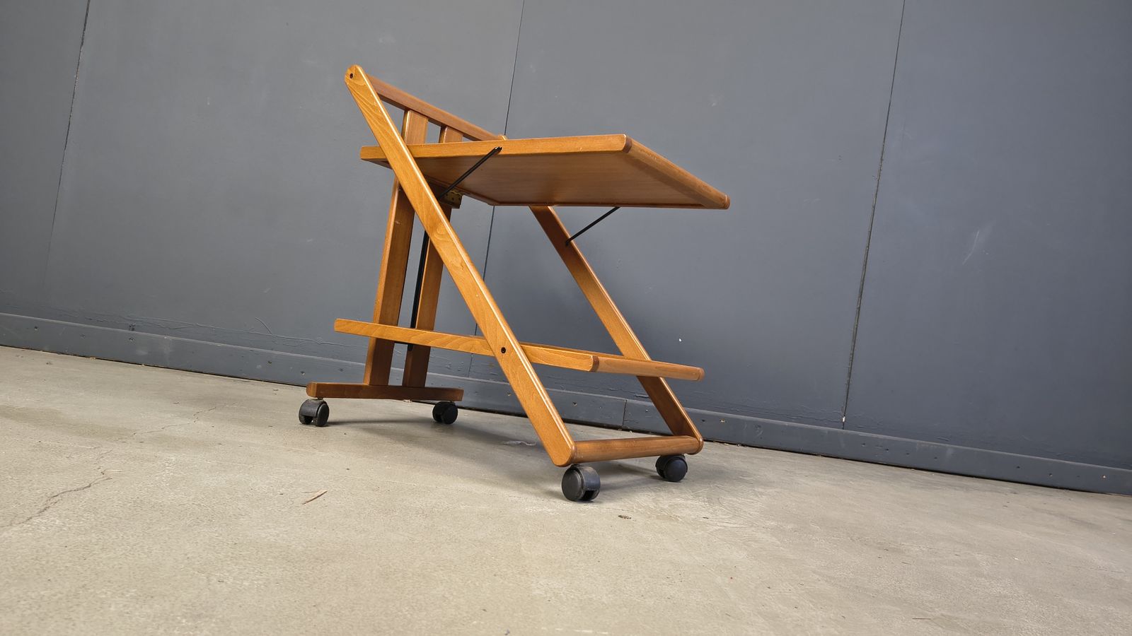 photo vintage Vintage Italian Foldable Wooden Serving Cart, 1980s