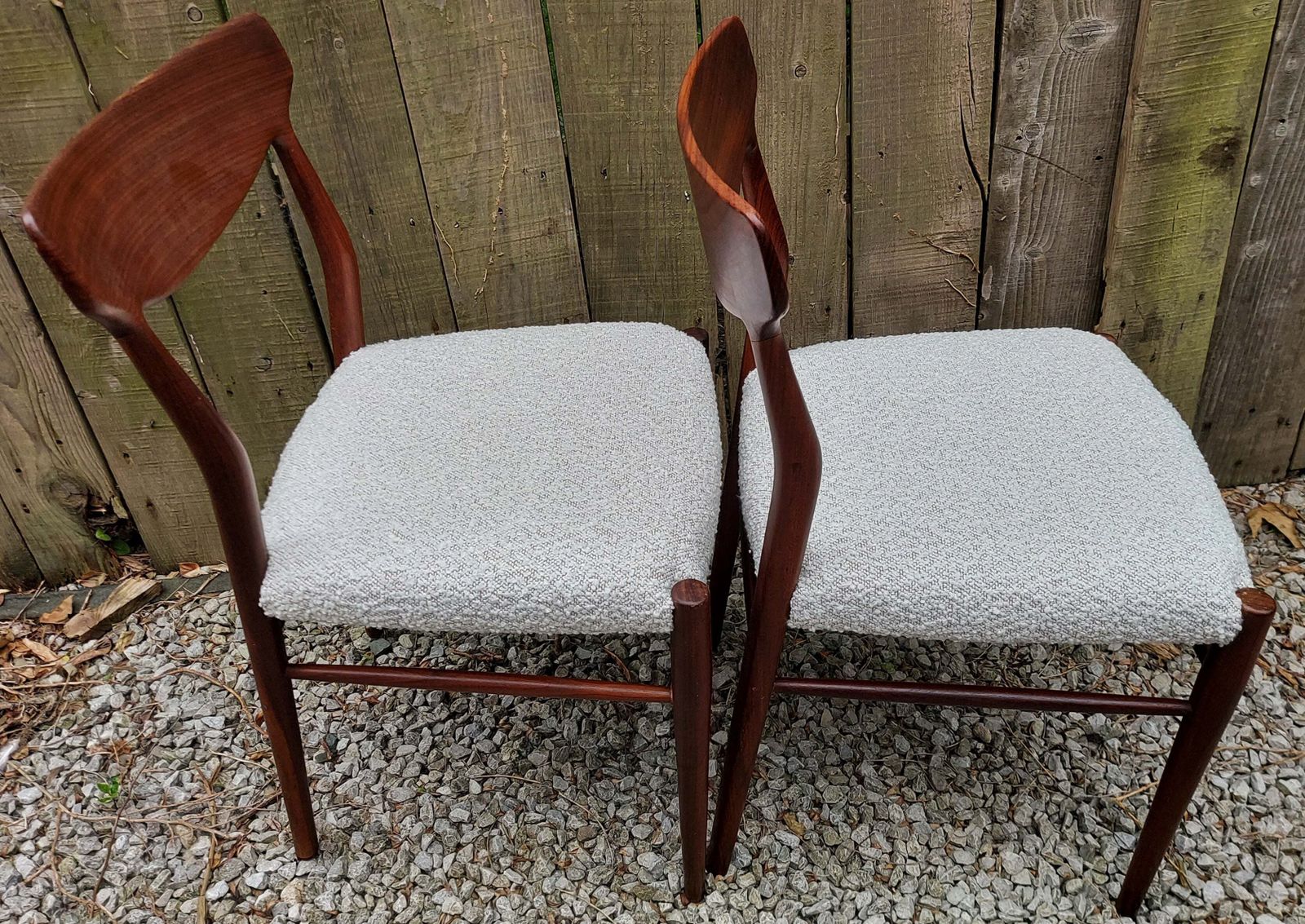 photo furniture Mcm 2 Dining Chairs By Gustav Herkströter For Lübke In The 1960s