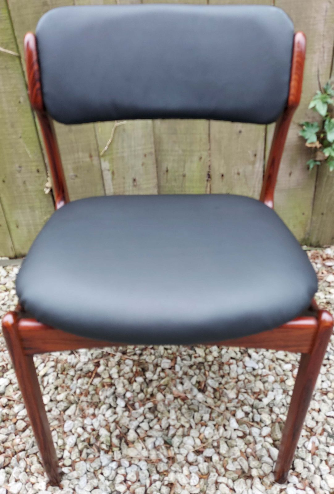 photo for sale Mcm 2 Rosewood O.D. Mobler A/S Chairs Black Vinyl
