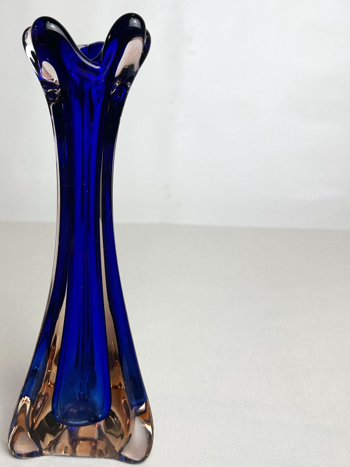 photo vintage Mid Century Murano Cobalt Blue Sommerso Art Glass Vase 1960
