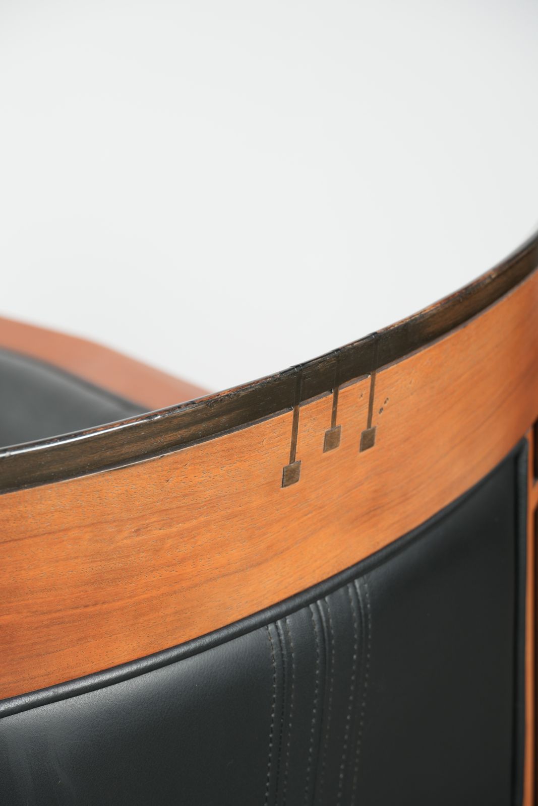 photo buy In Good Condition Black Leather Art Deco Schuitema Design Armchair From The Decoforma Series