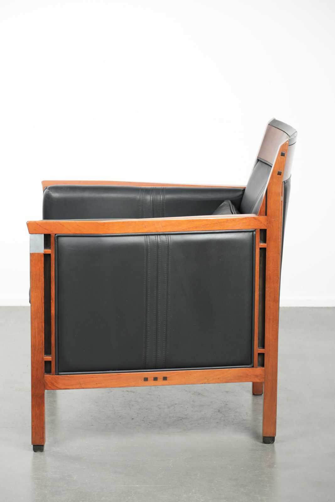 Black Leather Art Deco Schuitema Design Armchair, In Good Condition, From The Decoforma Series photo 1453.0