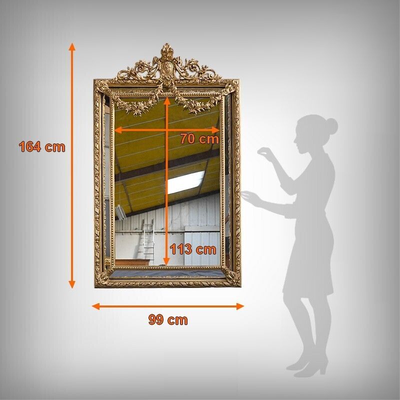 photo vintage Important Louis XVI Style Mirror With Parclosed Panels – Late 19th Century