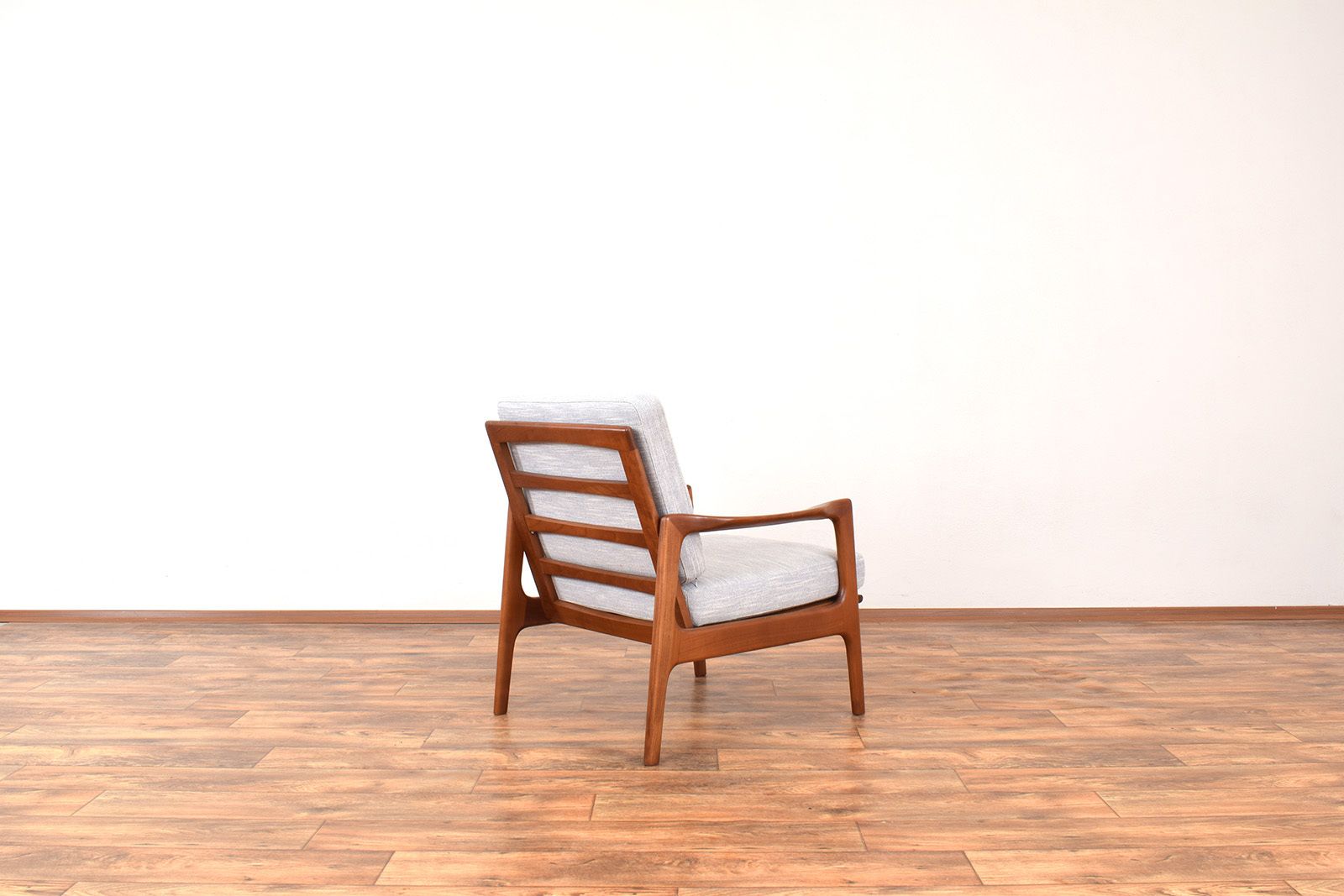 Mid Century Lounge Chair By Illum Wikkelsø, 1960s. photo 1250.0