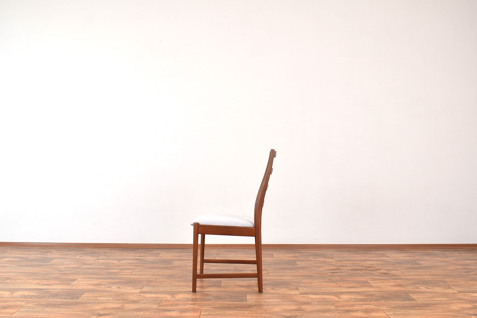 Mid Century Danish Teak Dining Chairs By Torbjörn Afdal For Vamo, 1960s, Set Of 4 photo vinterior